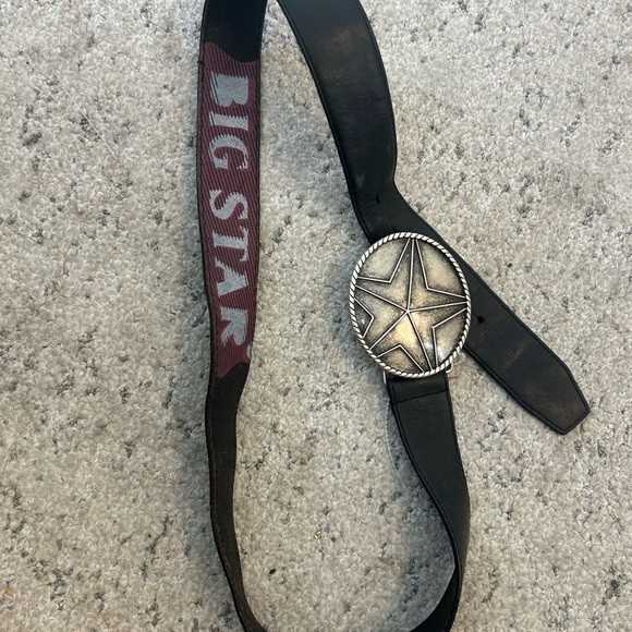 Women’s M Y2K Big Star belt- absolutely the most Y2K- Big Star was HUGE! GUC - Picture 9 of 13